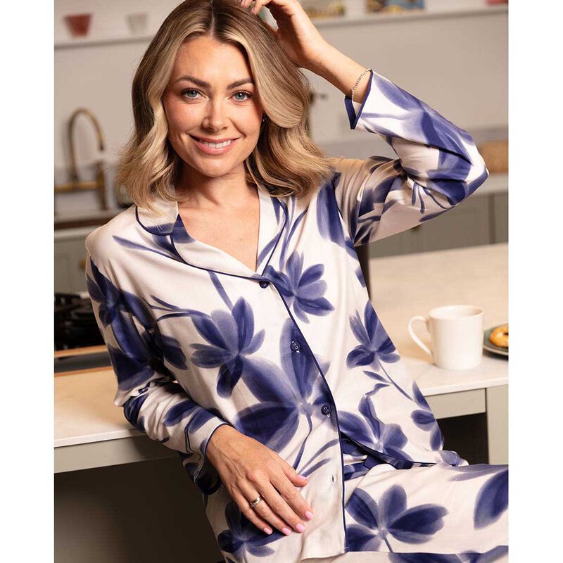 Cyberjammies Indigo Navy Floral Print L/Slv Pyjama Top image number 2